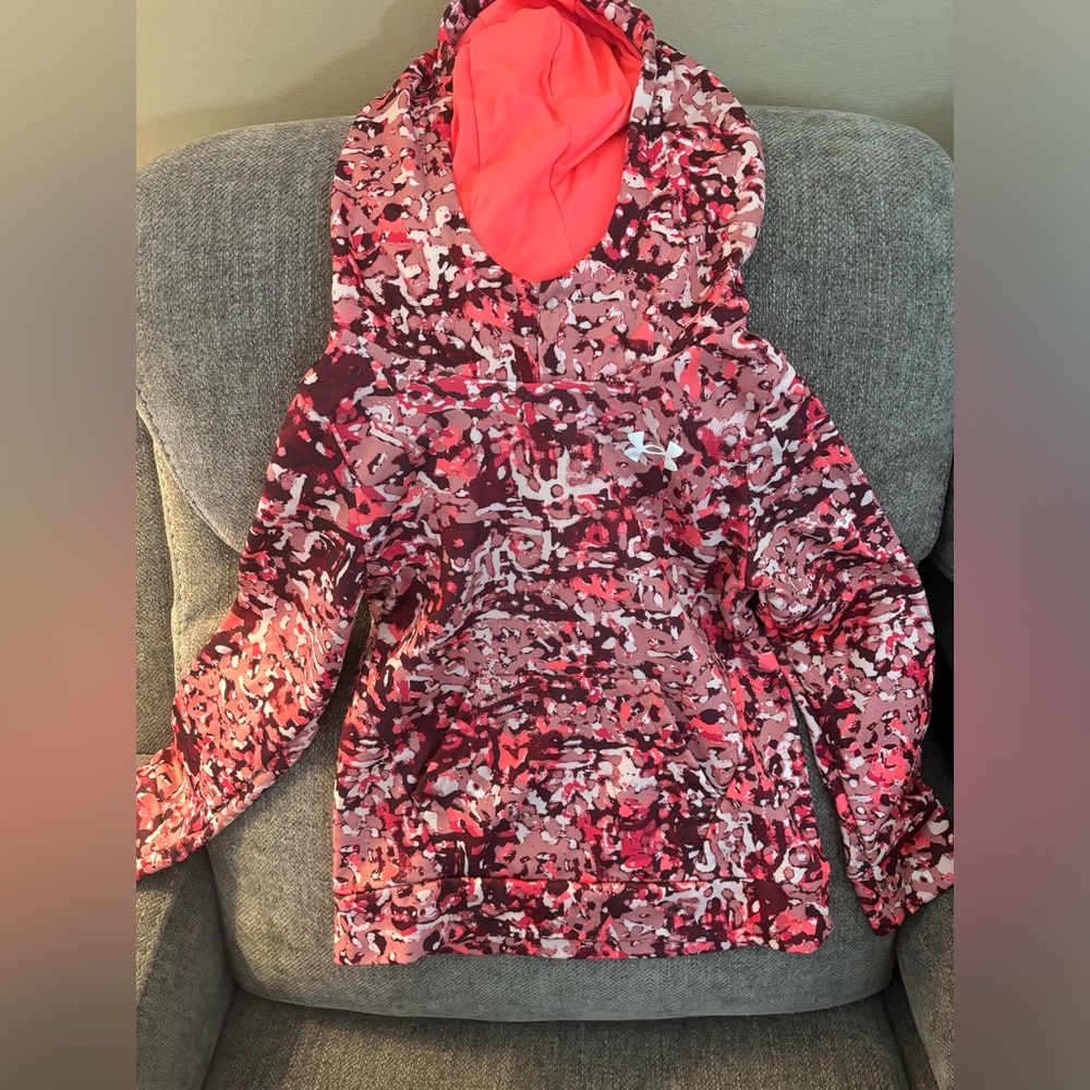 Girl’s Under Armour Hoodie